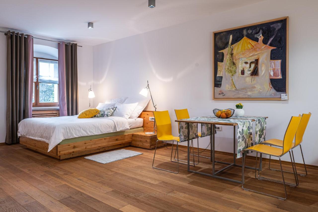 Vila Vipolze - Rooms & J. Suites Экстерьер фото